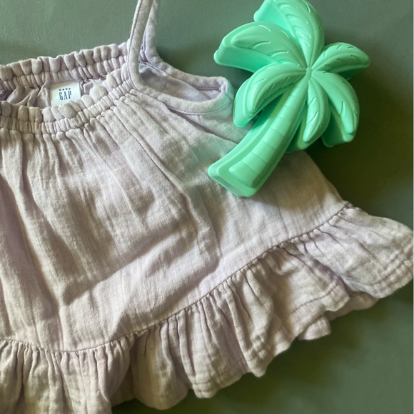 EUC Set of 2 Baby Gap Shorts & Tops Sets 18 - 24 months - Picture 2 of 12